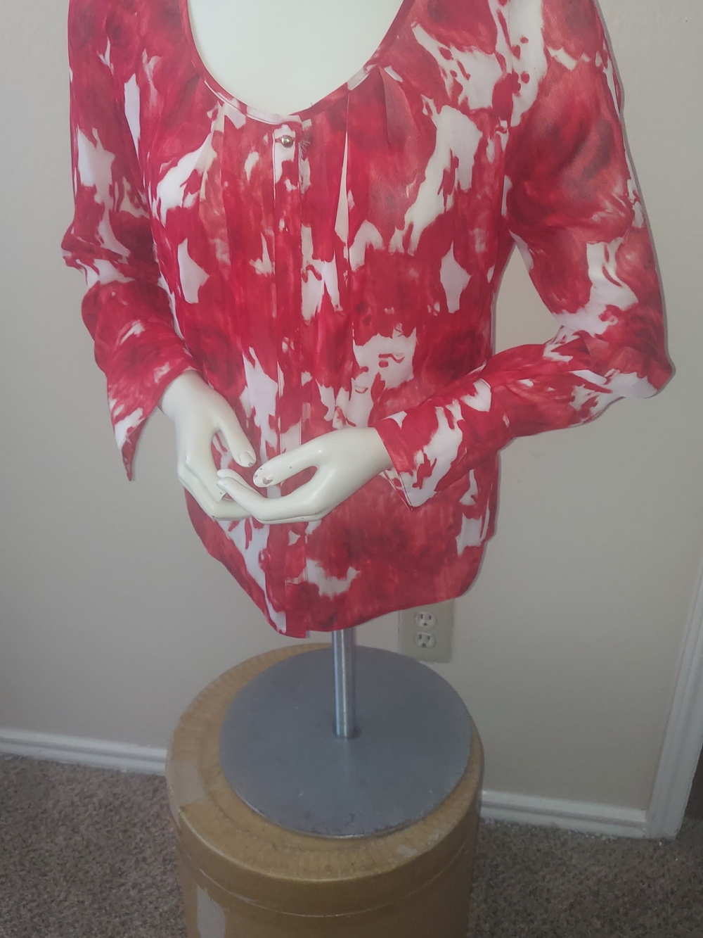 Anne Klein Red and White Abstract Blouse